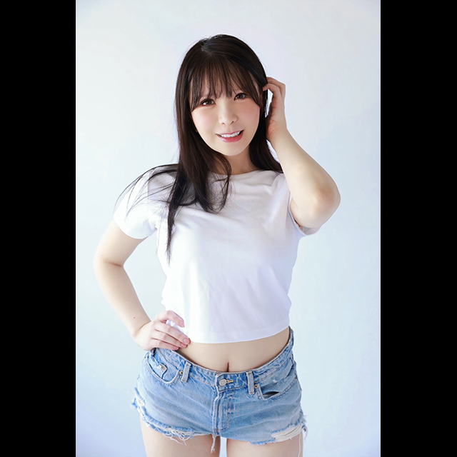 AKARI MIZUSAWA IMAGE